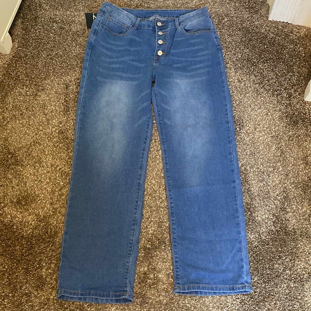 C.O.Z.Y Women’s Button Fly Straight Leg Jeans NWT